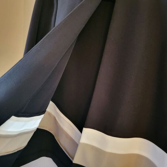 Chico’s Easywear Colorblock Cardigan Size Medium - Picture 4 of 8